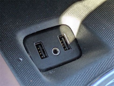 Used 2019 Buick Enclave Avenir w/ Avenir Technology Package image 27