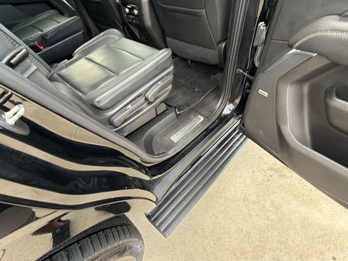 Used 2021 GMC Yukon Denali w/ Denali Premium Package AWD/4WD image 85