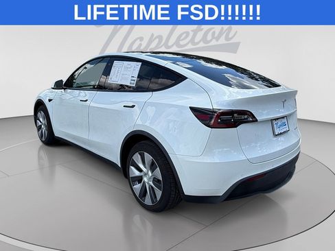 Used 2020 Tesla Model Y Long Range AWD/4WD image 3