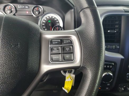 Used 2022 RAM 1500 Classic SLT w/ Electronics Group AWD/4WD image 23