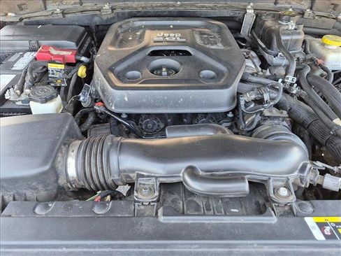 Used 2020 Jeep Wrangler Sport AWD/4WD image 18