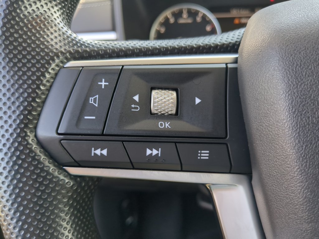 Used 2024 Mitsubishi Outlander ES FWD image 26