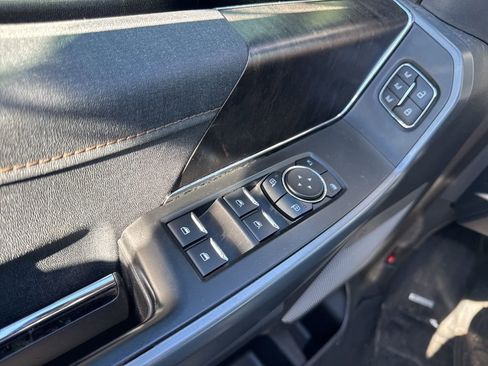 Used 2023 Ford F150 Lightning Lariat w/ Equipment Group 511A High image 8