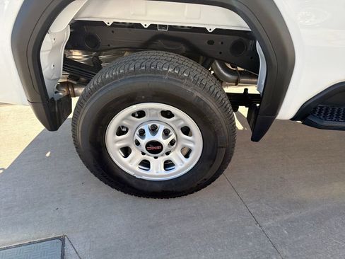 New 2026 GMC Sierra 2500 Pro image 11