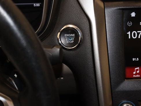 Certified 2017 Ford Fusion SE w/ Fusion SE Technology Package image 26