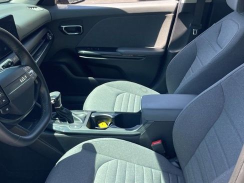Used 2025 Kia K4 EX FWD image 9