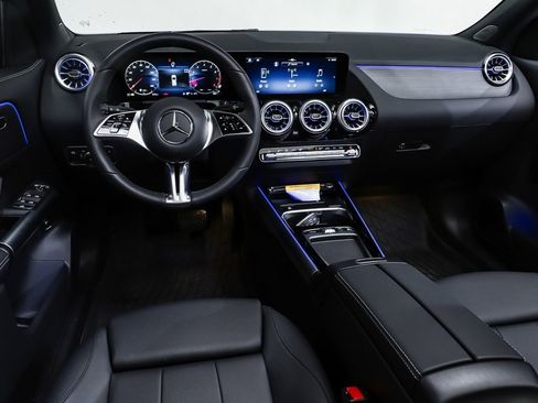 New 2026 Mercedes-Benz GLA 250 4MATIC image 6