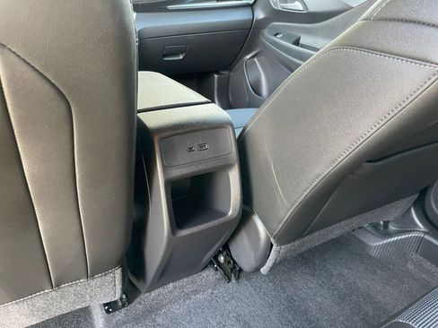 Used 2025 Buick Envista Preferred image 22