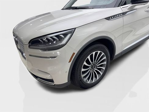 Used 2022 Lincoln Aviator Reserve w/ Equipment Group 201A image 16