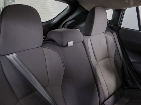 Used 2024 Subaru Crosstrek 2.0i image 27