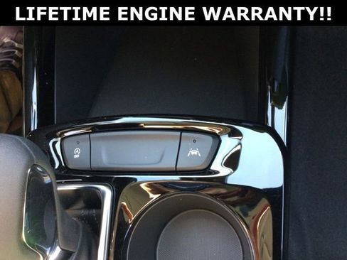 New 2025 Chevrolet Trax LT w/ Driver Confidence Package image 18