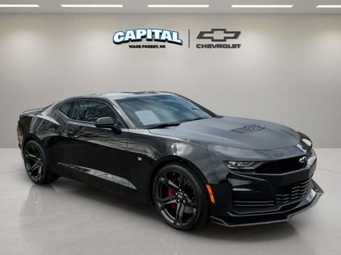 Used 2021 Chevrolet Camaro SS image 6