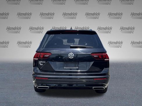 Used 2020 Volkswagen Tiguan SE R-Line FWD image 8