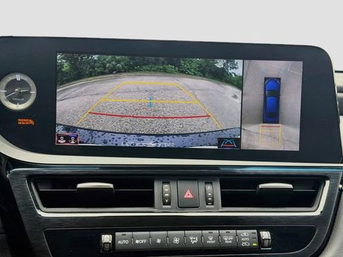Certified 2022 Lexus ES 350 Ultra Luxury w/ Accessory Package 2 FWD image 33