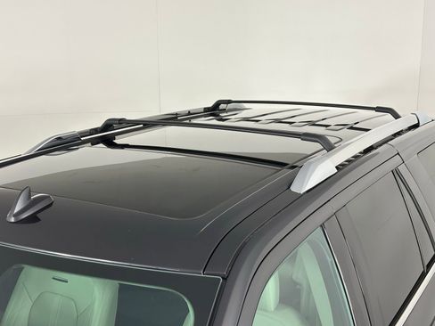 Used 2023 Ford Expedition Platinum image 43