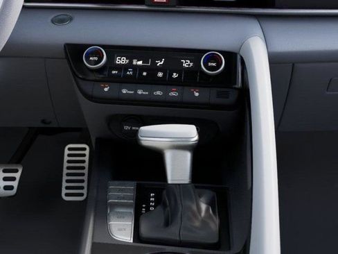 New 2026 Hyundai Elantra SEL Sport image 16