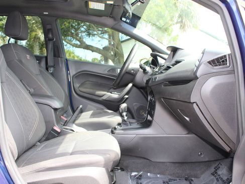 Used 2016 Ford Fiesta ST FWD image 5