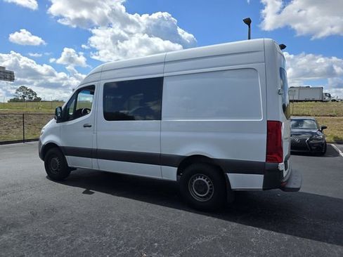 Used 2019 Mercedes-Benz Sprinter 1500 image 7