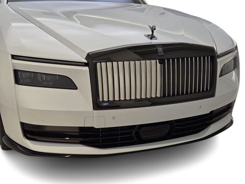 New 2025 Rolls-Royce Spectre Black Badge w/ Leather Finishing Pack image 7