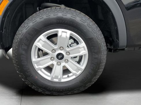 New 2025 Ford Ranger XL image 12