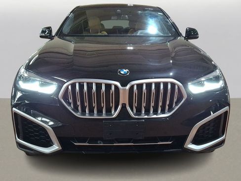 Certified 2023 BMW X6 xDrive40i w/ Premium Package image 2