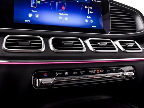 Certified 2025 Mercedes-Benz GLS 580 4MATIC image 30