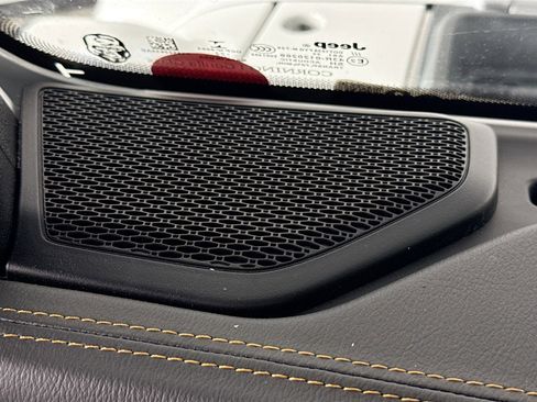 Used 2022 Jeep Wrangler Unlimited Sahara image 22