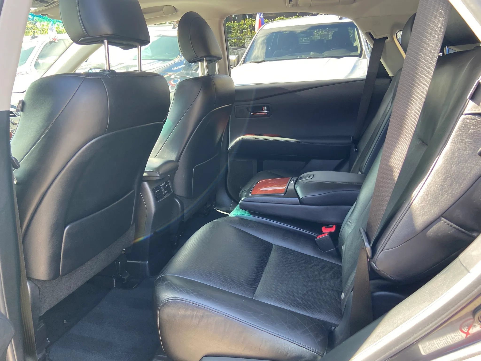 Used 2011 Lexus RX 350 2WD w/ Luxury Pkg image 17