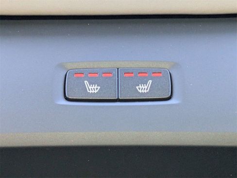 New 2026 Volvo XC60 T8 Core w/ Protection Package Premier image 17