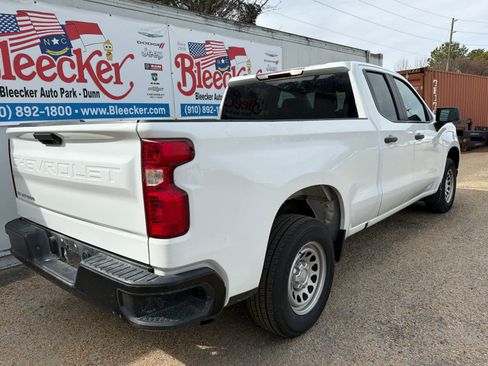 Used 2022 Chevrolet Silverado 1500 W/T w/ WT Convenience Package image 3