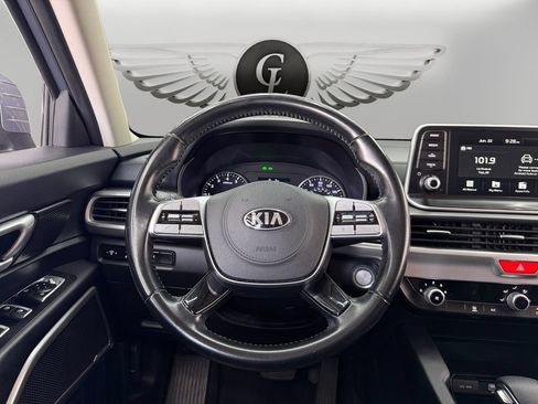 Used 2020 Kia Telluride LX FWD image 12