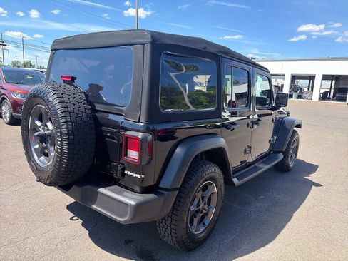 Used 2019 Jeep Wrangler Unlimited Sport S AWD/4WD image 5