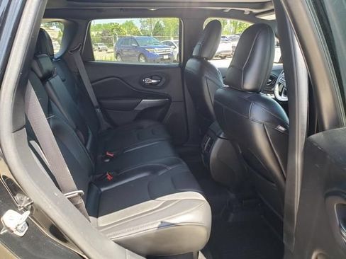 Used 2020 Jeep Cherokee High Altitude AWD/4WD image 18