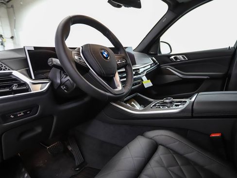 New 2026 BMW X5 xDrive40i w/ Executive Package image 10
