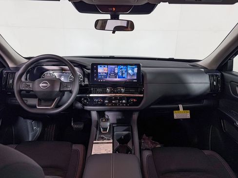 New 2026 Nissan Pathfinder SV AWD/4WD image 9