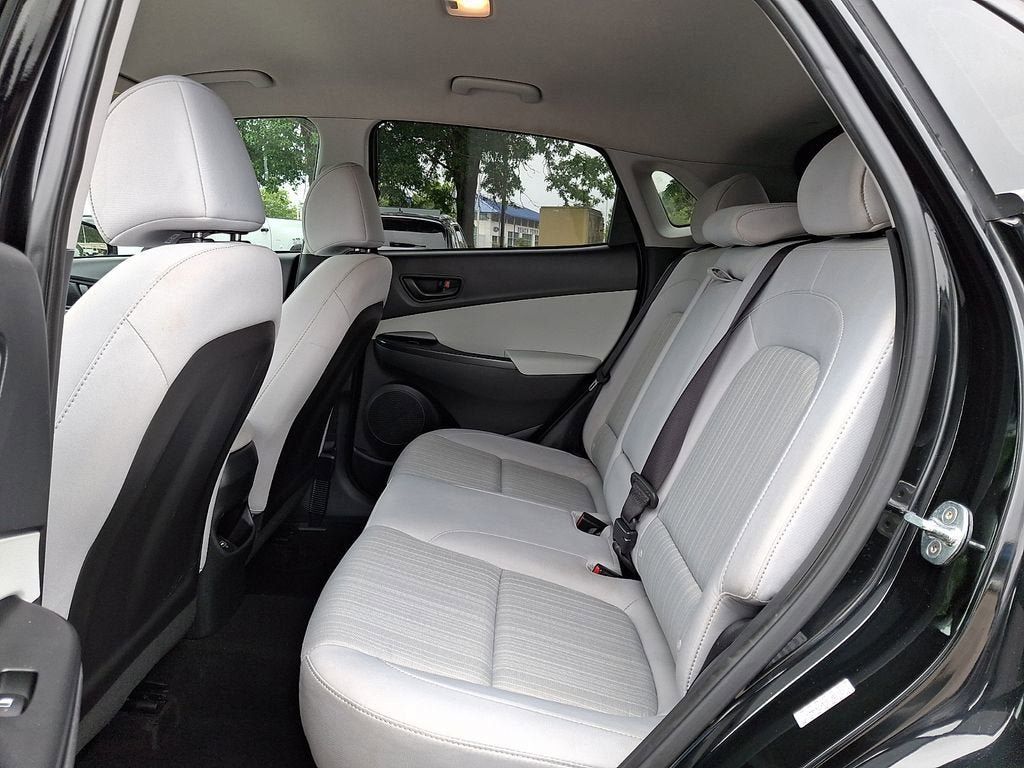 Used 2023 Hyundai Kona SEL w/ Cargo Package FWD image 10