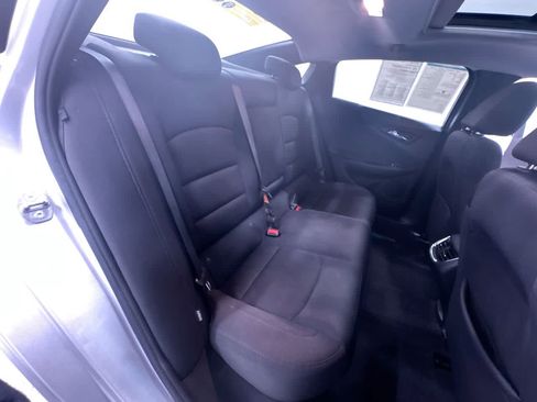 Used 2022 Chevrolet Malibu LT FWD image 37
