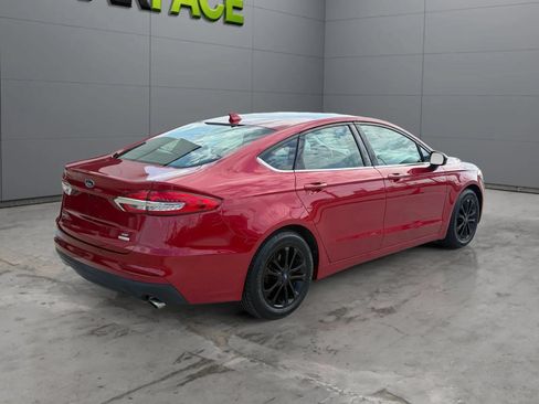 Used 2020 Ford Fusion SE FWD image 13