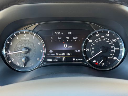 Used 2024 INFINITI QX80 Sensory AWD/4WD image 21
