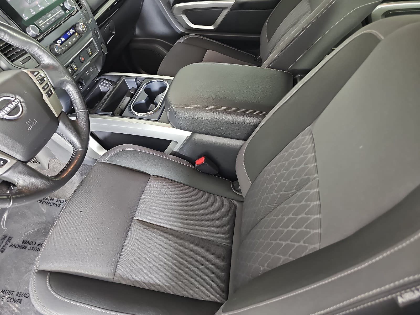 Used 2023 Nissan Titan SV w/ SV Convenience Package RWD image 15