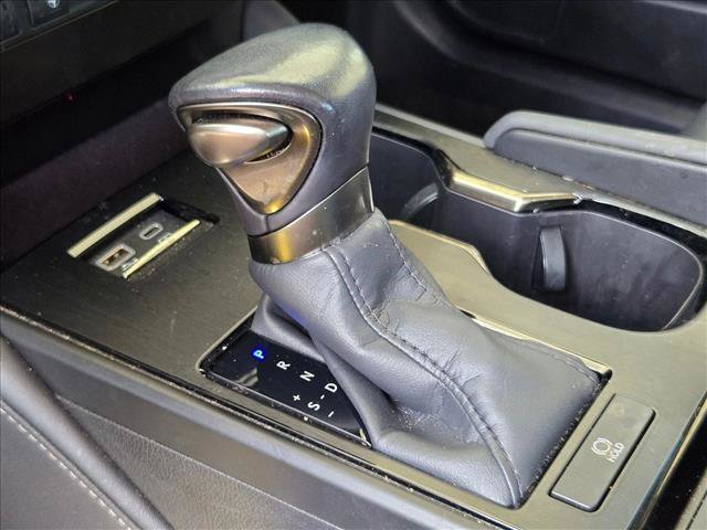Used 2023 Lexus ES 350 w/ Premium Package FWD image 17