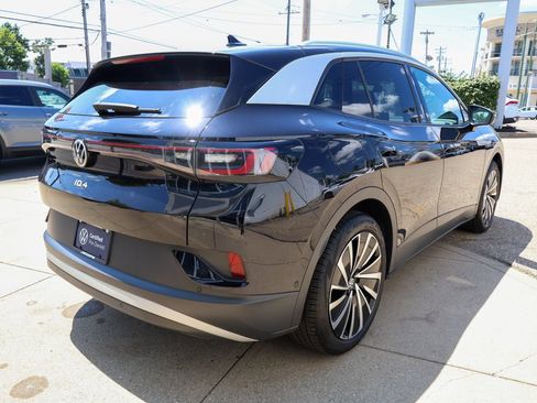 Used 2023 Volkswagen ID.4 Pro S Plus RWD image 6