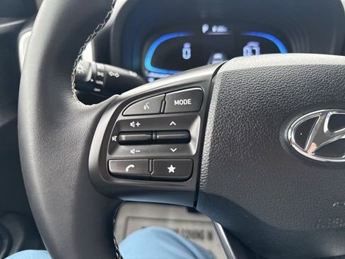 Used 2026 Hyundai Venue SEL image 26