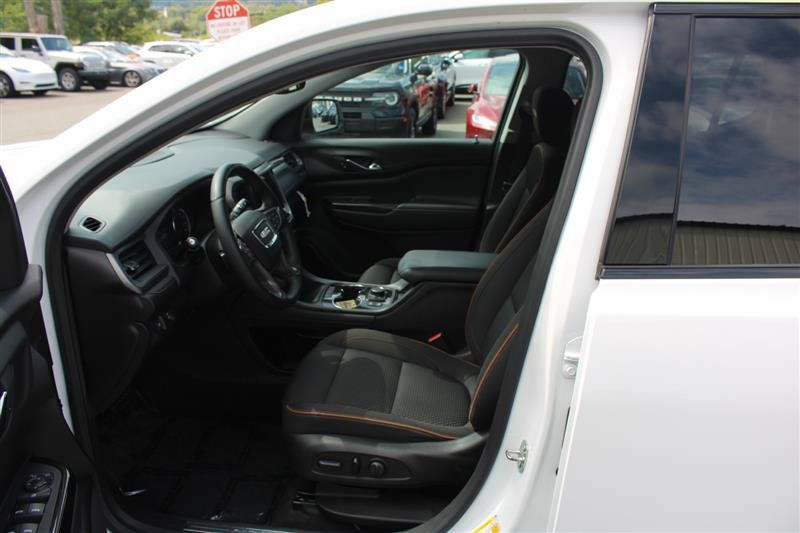Used 2023 GMC Acadia AT4 w/ Trailering Package AWD/4WD image 8