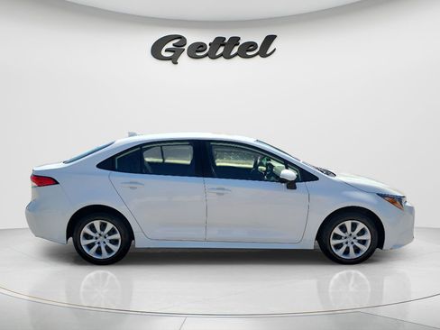 Certified 2023 Toyota Corolla LE FWD image 4
