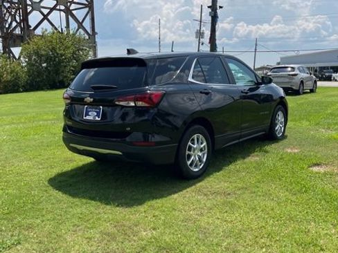 Used 2022 Chevrolet Equinox LT w/ Driver Convenience Package image 7