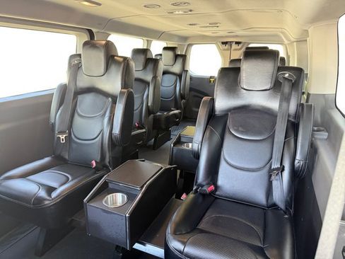 Used 2023 Ford Transit 350 XLT RWD image 11
