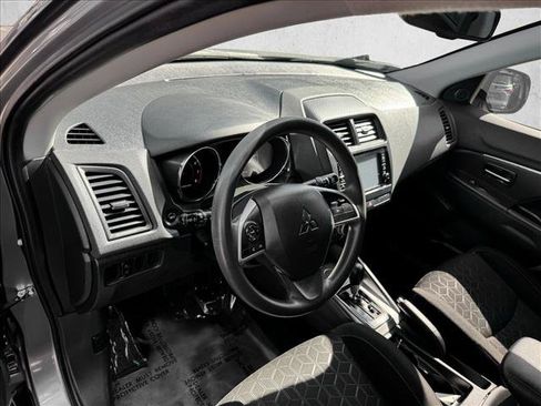 Used 2021 Mitsubishi Outlander Sport ES FWD image 11
