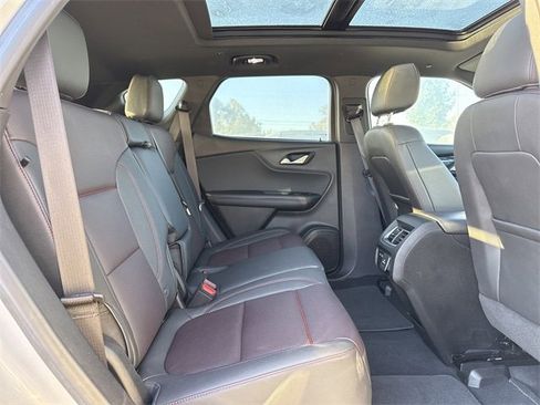 Used 2022 Chevrolet Blazer RS w/ Enhanced Convenience Package image 18