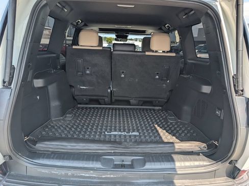 Used 2024 Lexus GX 550 AWD/4WD image 14